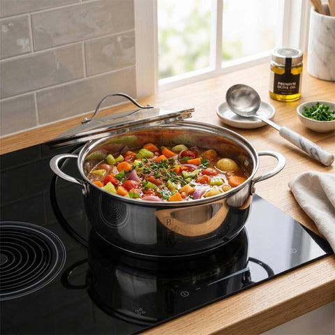 Product image of Shallow pot with lid 24cm. Part of the Silver Jewellery Collection . Features: • Material: 18/10 stainless steel • Shallow pot with lid Ø24*8 cm 3,2L • Color: stainless steel. (Studio view). Official Berlinger Haus product, boosted by Promintra sl.