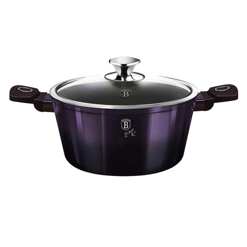 Product image of Casserole with lid 24cm. Part of the Purple Eclipse Collection . Features: • Material: forged aluminum • Casserole with lid Ø24*11,8 cm 4,1L • 1 pcs smart lid • STACKABLE - SPACE SAVING • Color: metallic purple with black .... (Lifestyle view). Official Berlinger Haus product, boosted by Promintra sl.
