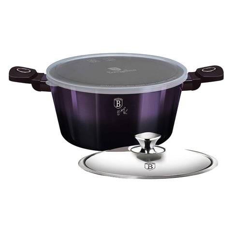 Product image of Casserole with lid 24cm. Part of the Purple Eclipse Collection . Features: • Material: forged aluminum • Casserole with lid Ø24*11,8 cm 4,1L • 1 pcs smart lid • STACKABLE - SPACE SAVING • Color: metallic purple with black .... (Lifestyle view). Official Berlinger Haus product, boosted by Promintra sl.