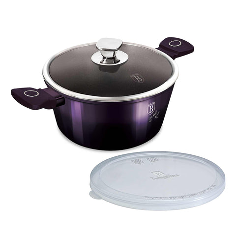 Product image of Casserole with lid 24cm. Part of the Purple Eclipse Collection . Features: • Material: forged aluminum • Casserole with lid Ø24*11,8 cm 4,1L • 1 pcs smart lid • STACKABLE - SPACE SAVING • Color: metallic purple with black .... (Lifestyle view). Official Berlinger Haus product, boosted by Promintra sl.