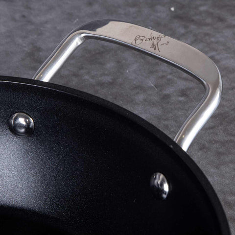Olla Baja Con Tapa 24Cm, Imagen lifestyle