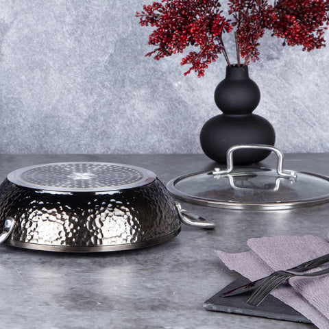 Olla Baja Con Tapa 24Cm, Imagen lifestyle
