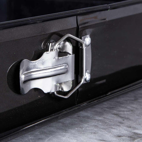 Product image of Rectangle springform 39x27cm. Part of the Metallic Line Shiny Black Edition . Features: • Material: carbon steel with titan non-stick coating • Size: 35*23*6,5 cm • Base size: 39*27 cm • Color: metallic black. (Studio view). Official Berlinger Haus product, boosted by Promintra sl.