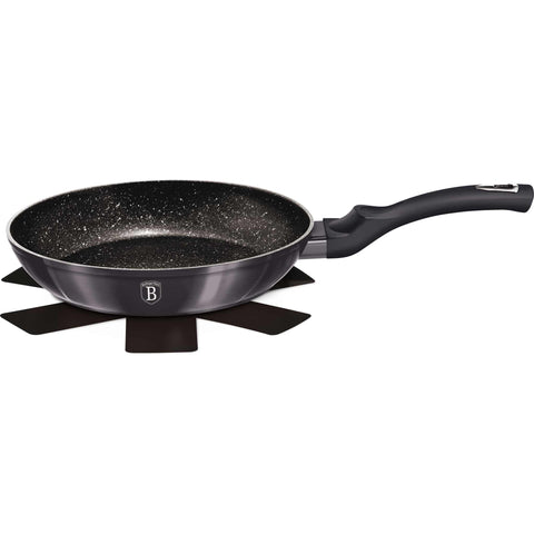 Product image of Frypan 28cm. Part of the Metallic Line Carbon Pro Edition . Features: • Material: forged aluminum • Frypan Ø28*5,2 cm 2,4L • Color: metallic dark grey REGISTERED DESIGN BY BERLINGER HAUS!. (Studio view). Official Berlinger Haus product, boosted by Promintra sl.
