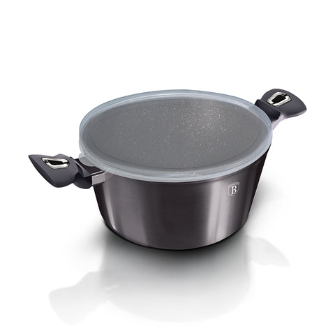 Product image of Casserole with lid 20cm. Part of the Metallic Line Carbon Pro Edition . Features: • Material: forged aluminum • Casserole with lid Ø20*10,4 cm 2,5L • 1 pcs smart lid • STACKABLE - SPACE SAVING • Color: metallic dark grey REGISTER.... (Studio view). Official Berlinger Haus product, boosted by Promintra sl.