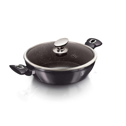 Product image of Shallow pot with lid 28cm. Part of the Metallic Line Carbon Pro Edition . Features: • Material: forged aluminum • Shallow pot with lid Ø28*7,5 cm 3,8L • Color: metallic dark grey REGISTERED DESIGN BY BERLINGER HAUS!. (Studio view). Official Berlinger Haus product, boosted by Promintra sl.