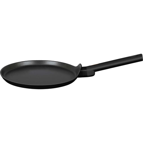 Product image of Pancake pan 25cm. Part of the Monaco Collection . Features: • Material: forged aluminum with black titan non-stick coating • Pancake pan Ø25*1,5 cm • Color: black- rose gold REGISTERED DESIGN BY BERLINGER HAUS!. (Studio view). Official Berlinger Haus product, boosted by Promintra sl.