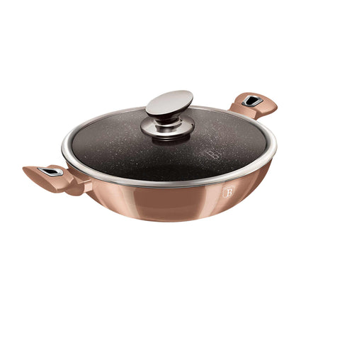 Product image of Wok with lid 30cm. Part of the Metallic Line Rose Gold Edition . Features: • Material: forged aluminum • Wok with lid Ø30 cm • Color: metallic rose gold REGISTERED DESIGN BY BERLINGER HAUS!. (Studio view). Official Berlinger Haus product, boosted by Promintra sl.