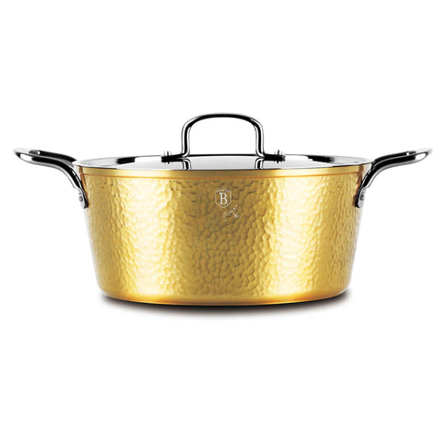 Product image of Casserole with lid 24cm. Part of the Hammered Gold Collection . Features: • Material: forged aluminum with non-stick marble coating • Casserole with lid Ø24*11,8 cm 4,1L • Color: light gold REGISTERED DESIGN BY BERLINGER .... (Studio view). Official Berlinger Haus product, boosted by Promintra sl.