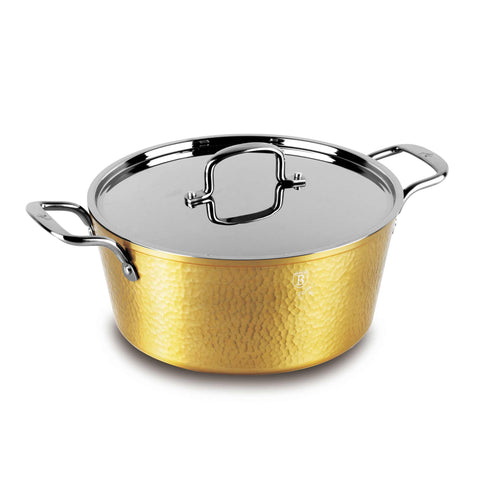 Product image of Casserole with lid 28cm. Part of the Hammered Gold Collection . Features: • Material: forged aluminum with non-stick marble coating • Casserole with lid Ø28*12,4 cm, 6,1L • Color: light gold REGISTERED DESIGN BY BERLINGER.... (Studio view). Official Berlinger Haus product, boosted by Promintra sl.