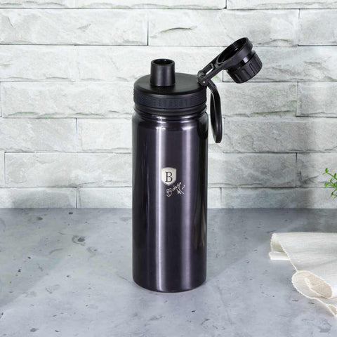 Product image of Sport bottle 540ml. Part of the Metallic Line Carbon Pro Edition . Features: • Material: inner body 18/10 stainless steel • Capacity: 540 ml • Color: metallic dark grey • Packing: half giftbox. (Studio view). Official Berlinger Haus product, boosted by Promintra sl.