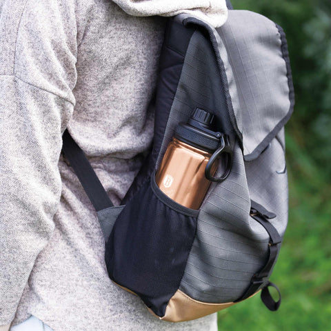 Product image of Sport bottle 540ml. Part of the Metallic Line Rose Gold Edition . Features: • Material: inner body 18/10 stainless steel • Capacity: 540 ml • Color: metallic rose gold • Packing: half giftbox. (Studio view). Official Berlinger Haus product, boosted by Promintra sl.