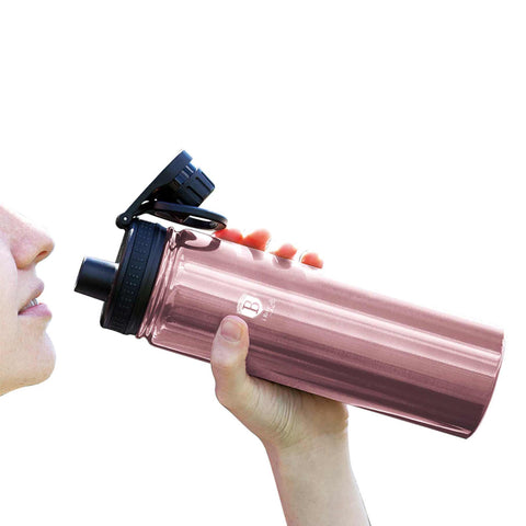Product image of Sport bottle 540ml. Part of the I-Rose Collection . Features: • Material: inner body 18/10 stainless steel • Capacity: 540 ml • Color: metallic pink • Packing: half giftbox. (Studio view). Official Berlinger Haus product, boosted by Promintra sl.