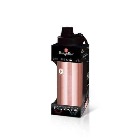 Product image of Sport bottle 540ml. Part of the I-Rose Collection . Features: • Material: inner body 18/10 stainless steel • Capacity: 540 ml • Color: metallic pink • Packing: half giftbox. (Studio view). Official Berlinger Haus product, boosted by Promintra sl.