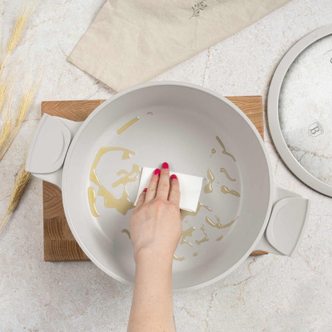  BH/7788, Cacerola con tapa 28cm, Crema Mate, Cacerola 28 cm, Aluminio fundido, Cacerola, Olla, Cacerola con tapa, Batería de cocina, Cocina, Ollas y cazuelas