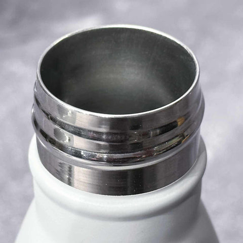 Termo De Vacío Con Forma De Botella De 0,5L, Imagen lifestyle