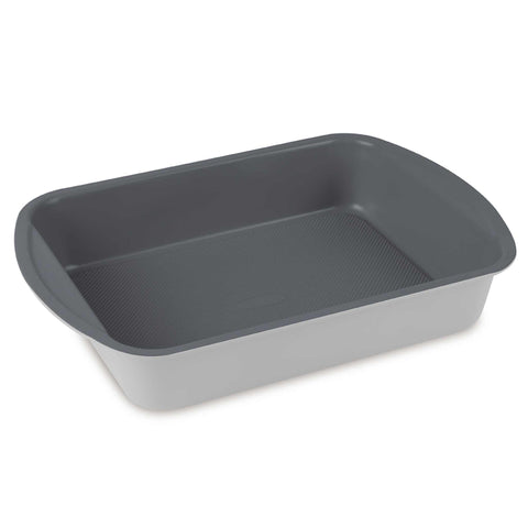 Product image of Oblong roaster 35x27cm. Part of the Aspen Collection . Features: • Material: carbon steel with titanPro non-stick coating • Size: 35*27*6,5 cm • Color: matt grey. (Lifestyle view). Official Berlinger Haus product, boosted by Promintra sl.