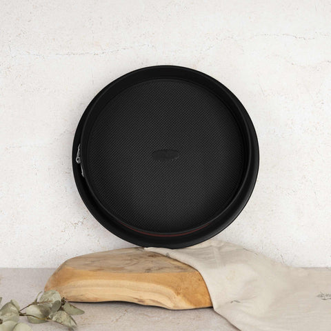  BH/7935, Molde desmontable redondo 26x6,8cm, Burdeos mate, utensilios para hornear, molde desmontable redondo, molde desmontable redondo, pastel, horneado, acoplamiento, molde desmontable