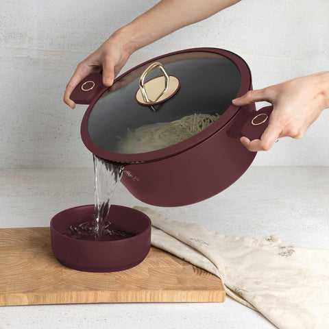 Product image of Casserole with lid 28cm. Part of the Leonardo Collection . Features: • Material: forged aluminum with non-stick titanPro coating • Casserole with lid Ø28*12,4 cm 6,1L • Color: matt bordeaux REGISTERED DESIGN BY BERLI.... (Studio view). Official Berlinger Haus product, boosted by Promintra sl.