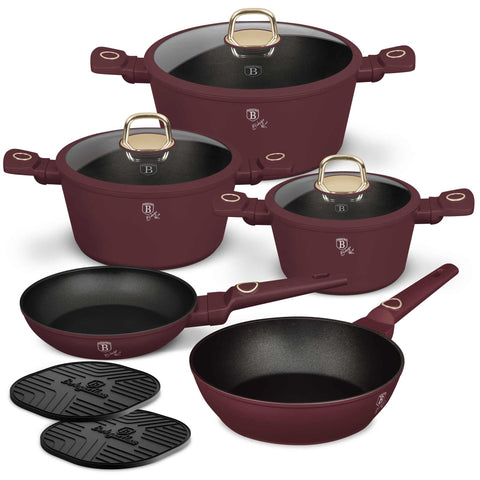 Product image of 10pcs cookware set. Part of the Leonardo Collection . Features: • Material: forged aluminum with non-stick titanPro coating • Include: • Frypan Ø20*4,5 cm 1,0L • Deep frypan Ø24*6,5 cm 2,3L • Casserole with (str.... (Studio view). Official Berlinger Haus product, boosted by Promintra sl.