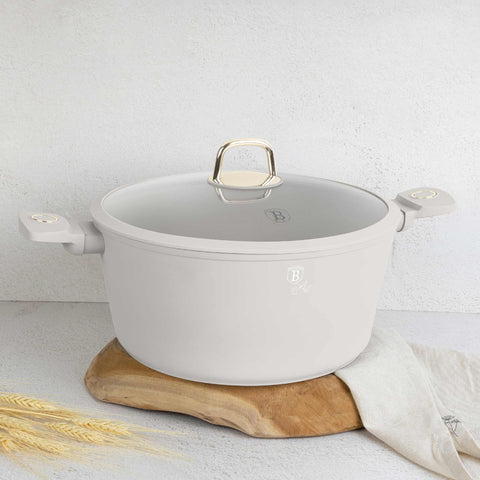 BH/8073, NEW, Casserole with lid 30cm, matt-cream, 30 cm casserole, casserole, pot, casserole with lid, cookware, cooking