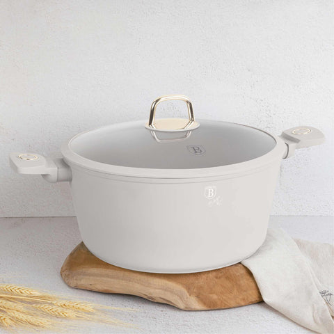 BH/8073, NEW, Casserole with lid 30cm, matt-cream, 30 cm casserole, casserole, pot, casserole with lid, cookware, cooking