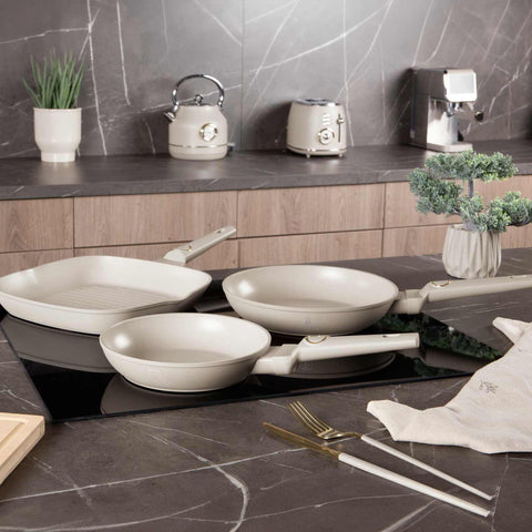  BH/8079, juego de 3 sartenes, crema mate, juego de 3 sartenes b., sartén, juego de sartenes, sartén, juego de sartenes, sartén para parrilla, utensilios de cocina, cocina, sartenes, juego de sartenes