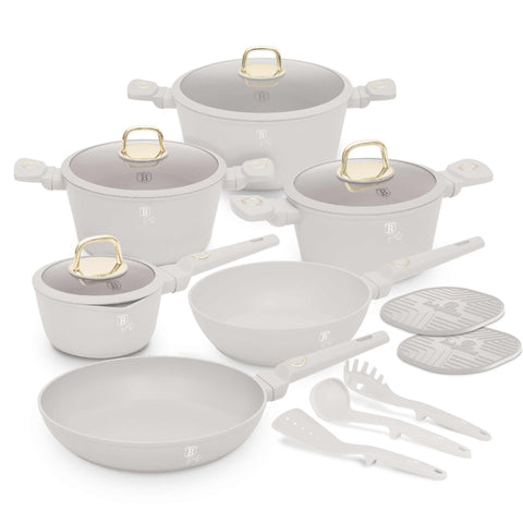 Product image of 15pcs cookware set. Part of the Sahara Collection . Features: • Material: forged aluminum with non-stick titanPro coating • Include: • Deep frypan Ø24*6,5 cm 2,3L • Frypan Ø28*5,2cm 2,4L • Casserole with (stra.... (Studio view). Official Berlinger Haus product, boosted by Promintra sl.