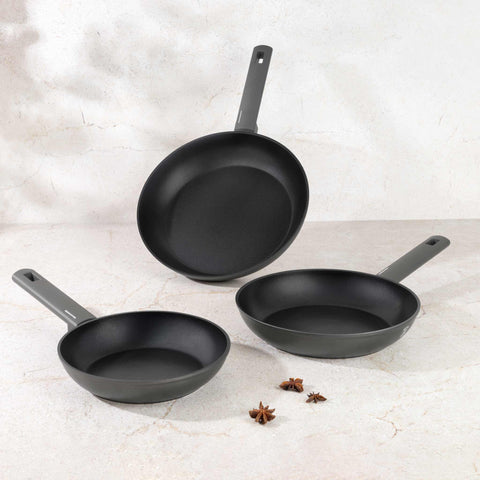 BH/8138, juego de 3 sartenes, antracita mate, juego de 3 sartenes a., sartén, juego de sartenes, sartén, juego de sartenes, utensilios de cocina, cocina, sartenes, juego de sartenes