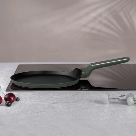 BH/8153, Sartén para panqueques de 25 cm, Verde mate, Sartén para panqueques de 25 cm, Nuevo diseño de mango, Sartén para panqueques, Utensilios de cocina, Cocina, Sartenes, Sartén para crepes/panqueques