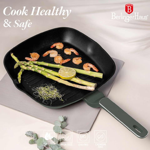 Product image of Grill pan 28cm. Part of the Matte Green Collection . Features: • Material: forged aluminum with non-stick titanPro coating • Grill pan Ø28*4,1 cm 2,1L • Color: matt green REGISTERED DESIGN BY BERLINGER HAUS!. (Studio view). Official Berlinger Haus product, boosted by Promintra sl.