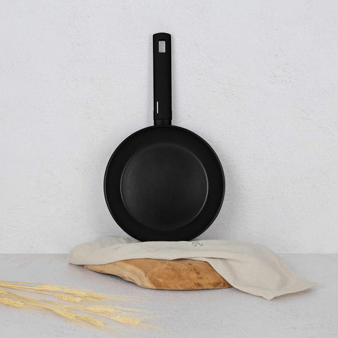  BH/8195A, juego de 3 sartenes, negro, plateado, juego de 3 sartenes a., sartén, juego de sartenes, sartén, juego de sartenes, utensilios de cocina, cocina, sartenes, juego de sartenes