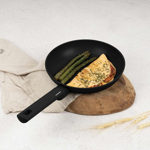  BH/8195A, juego de 3 sartenes, negro, plateado, juego de 3 sartenes a., sartén, juego de sartenes, sartén, juego de sartenes, utensilios de cocina, cocina, sartenes, juego de sartenes