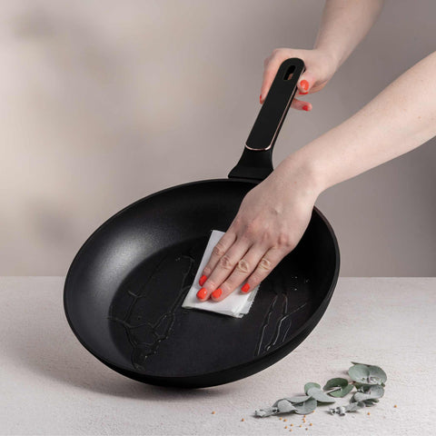 BH/8347, Sartén de 28 cm, Negro mate, Oro rosa, Sartén de 28 cm, Nuevo diseño de mango, Sartén, Utensilios de cocina, Cocina, Sartenes