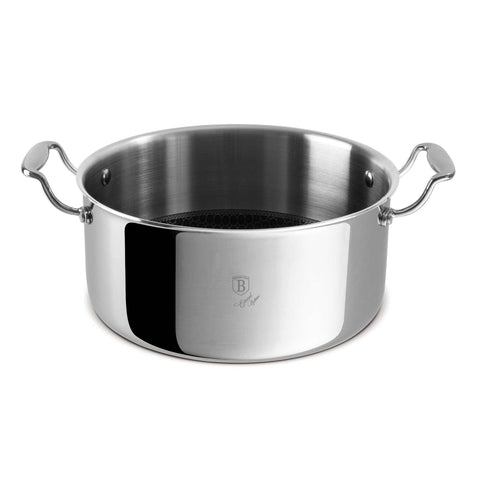 Product image of Casserole with lid 24cm. Part of the Eternal Collection . Features: • Material: stainless steel with laser-cut surface • Size: 24*11,5 cm 4,5L REGISTERED DESIGN BY BERLINGER HAUS!. (Studio view). Official Berlinger Haus product, boosted by Promintra sl.