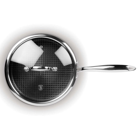 Product image of Deep frypan with lid 24cm. Part of the Eternal Collection . Features: • Material: stainless steel with laser-cut surface • Size: 24*6,5 cm 2,5L REGISTERED DESIGN BY BERLINGER HAUS!. (Studio view). Official Berlinger Haus product, boosted by Promintra sl.