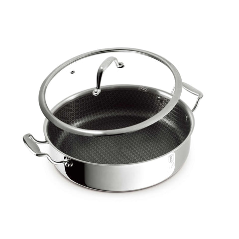 Product image of Shallow pot with lid 28cm. Part of the Eternal Collection . Features: • Material: stainless steel with laser-cut surface • Size: 28*7,5 cm 3,8L REGISTERED DESIGN BY BERLINGER HAUS!. (Studio view). Official Berlinger Haus product, boosted by Promintra sl.