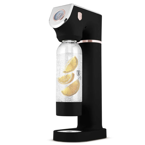 Product image of Soda maker with 2bottles and barometer universal CO2cylinders size. Part of the Black Rose Collection . Features: • Material: stainless steel, pp • Size: 43,5*22*12 cm • 2 pcs pp bottle with cup: 1,0L and 0,5L • Universal, standard CO2 cylinders size (not inclu.... (Studio view). Official Berlinger Haus product, boosted by Promintra sl.