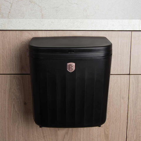 BH/8609, Cubo de basura colgante de 7 l, negro, oro rosa, cubo de basura, cubo de basura, polvo, Imagen tipo estilo de vida: detalles y funciones.