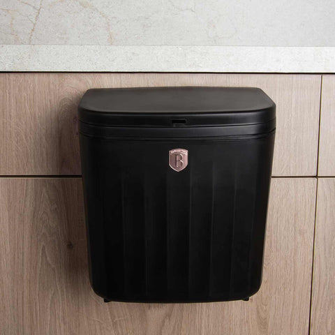 BH/8609, Cubo de basura colgante de 7 l, negro, oro rosa, cubo de basura, cubo de basura, polvo, Imagen tipo estilo de vida: detalles y funciones.