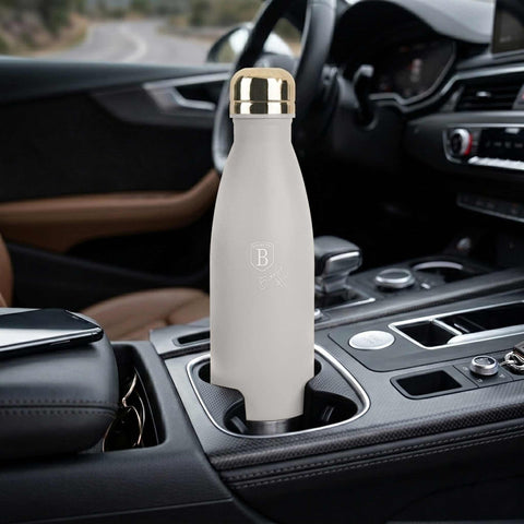 Product image of Vacuum flask bottle shape 0,5L. Part of the Sahara Collection . Features: • Material: inner body 18/10 stainless steel with matt powder coating • Capacity: 0,5 L • Color: matt cream • Packing: half giftbox. (Studio view). Official Berlinger Haus product, boosted by Promintra sl.
