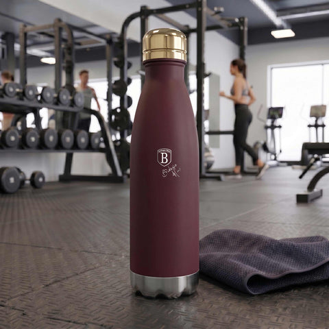 Product image of Vacuum flask bottle shape 0,5L. Part of the Leonardo Collection . Features: • Material: inner body 18/10 stainless steel with matt powder coating • Capacity: 0,5 L • Color: matt bordeaux • Packing: half giftbox. (Studio view). Official Berlinger Haus product, boosted by Promintra sl.