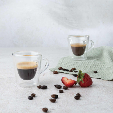 accesorios de cocina, BH/8772, café, doble pared, Espresso Cup, juego de 2 tazas, juego de 2 tazas de espresso de vidrio, juego de tazas de espresso, juego de tazas de espresso con asa, Tableware, taza de vidrio, té, té-café, vajilla, vidrio, Imagen tipo estilo de vida: detalles y funciones.