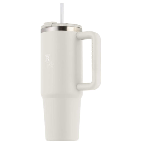 Product image of Thermo mug 1L. Part of the Sahara Collection . Features: • Material: 18/10 stainless steel, cap: plastic, with matt powder coating • Capacity: 1 L • Accessories: • 30 cm straw • Color: matt cream • Packin.... (Studio view). Official Berlinger Haus product, boosted by Promintra sl.