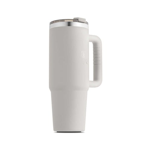 Product image of Thermo mug 1L. Part of the Sahara Collection . Features: • Material: 18/10 stainless steel, cap: plastic, with matt powder coating • Capacity: 1 L • Accessories: • 30 cm straw • Color: matt cream • Packin.... (Studio view). Official Berlinger Haus product, boosted by Promintra sl.