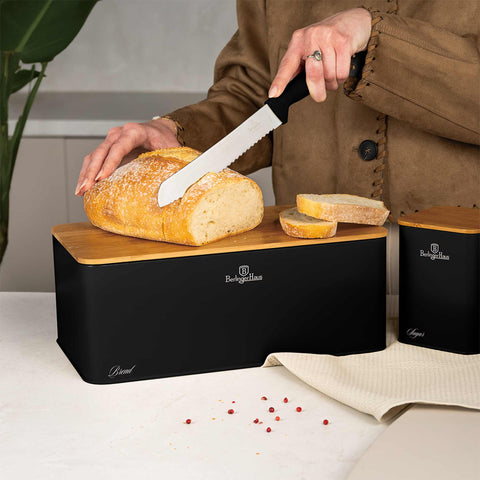 Product image of Bread box with 3pcs canister set. Part of the Black Vantage Collection/Matte Black Collection/Black Silver Collection . Features: • Material: carbon steel with matt powder coating, bamboo • Include: • Bread box 33*18*12 cm • Sugar canister Ø10*13 cm • Tea canister Ø10*13 cm • .... (Studio view). Official Berlinger Haus product, boosted by Promintra sl.