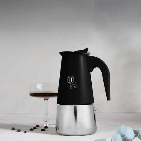 Cafetera 6 Tazas Apta Para Inducción, Imagen lifestyle