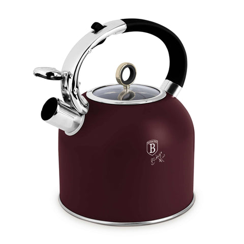 Product image of Kettle with glass lid 3,0L GOOD FOR INDUCTION. Part of the Leonardo Collection . Features: • Material: 18/10 stainless steel with matt powder coating, glass • Capacity: 3,0 L • Color: matt bordeaux. (Studio view). Official Berlinger Haus product, boosted by Promintra sl.