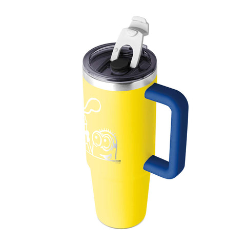 Product image of Thermo mug 1L. Part of the Minions Collection . Features: • Material: 18/10 stainless steel, cap: plastic, with matt powder coating • Capacity: 1 L • Accessories: • 30 cm straw • Color: yellow- blue • Pack.... (Studio view). Official Berlinger Haus product, boosted by Promintra sl.