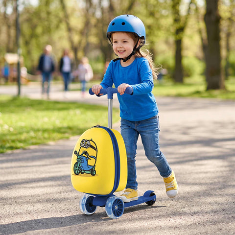 Product image of Scooter with suitcase. Part of the Minions Collection . Features: • Material: plastic, iron, polyester • 3-wheel stability • Scooter design • Two-way zippers • Comfortable grip • Adjustable height: 60-75 cm (handl.... (Studio view). Official Berlinger Haus product, boosted by Promintra sl.